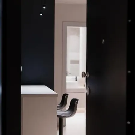 公寓 Id Residences 201 *